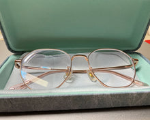 Load image into Gallery viewer, FVERIN glasses case, hard glasses case, glasses and sunglasses protection frame