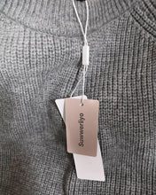 Load image into Gallery viewer, Suwwerliyo Men's Crewneck Sweater Soft Casual Sweaters for Men Classic Pullover Sweaters with Ribbing Edge