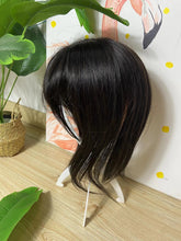 Load image into Gallery viewer, Iianaebeh black Wig Medium Shoulder Length Middle Part Short Straight Synthetic Hair Wigs