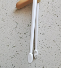 Load image into Gallery viewer, 4urtasty Training chopsticks, children's chopsticks, equipped with a connectable learning chopstick assistant