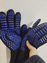 Load image into Gallery viewer, CAMPTOING barbecue mitts,Heat-resistant gloves, high-quality anti-skid silicone