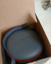 Load image into Gallery viewer, CHENTUOPO Measuring Rulers, Retractable, with Sturdy Matte Blade, Magnetic Hook, Rubber Protective Case (5M)