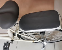 Load image into Gallery viewer, Catopp bike, unisex single speed bike with black seat and grip