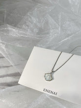 Load image into Gallery viewer, ENENAI Jewellery, shell shaped pendant crystal chain