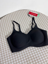 Load image into Gallery viewer, FGHJQW Underwears,Women's Fit Lightly Lined T-Shirt Bra with Memory Touch
