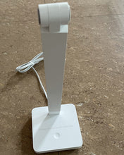 Load image into Gallery viewer, Flowers bloom on the other side table lamp, modern and fashionable LED table lamp, foldable reading lamp, 12W