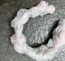 Load image into Gallery viewer, GUOXUEKM headband headband, ladies casual fashion elastic crescent headband, woven rose headband