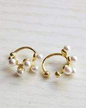 Load image into Gallery viewer, Jewellery Type C Earring Metal Gold Pearl Earrings Exaggerated Personality Ladies Atmosphere Stud Earring