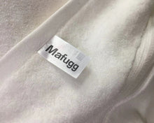 Load image into Gallery viewer, Mafugg bath towel, white 100% cotton towel, soft absorbent, high quality, bath towel