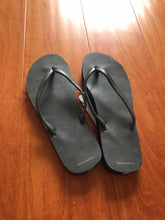 Load image into Gallery viewer, Melumeloo Beach shoes, casual outdoor beach shoes, vacation, travel