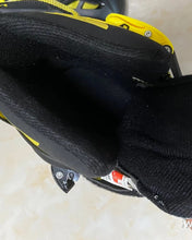 Load image into Gallery viewer, TYBOOL inline skates, adjustable inline skates, suitable for children and adults. 4 PU flashes to light up the wheels. Includes protective equipment and accessories for outdoor recreation and sports