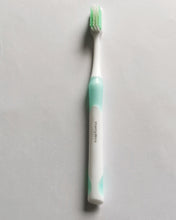 Load image into Gallery viewer, VtanlyWire toothbrush, manual soft toothbrush, tongue and cheek cleaning
