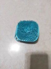 Load image into Gallery viewer, WELANE Pet brushes, Pet brushes for Bath Brush Soothing Massage Rubber Comb