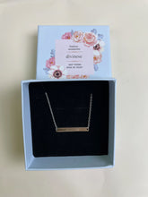 Load image into Gallery viewer, divinese Necklaces,Fashion Classic Box Necklace with Hangtag Style