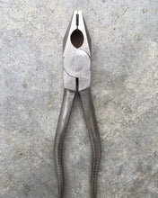 Load image into Gallery viewer, yangran Pincers, with Anti-Slip Handles, for Cutter Wire, Bending Steel Wire, Small Object Grasping, Etc. 2Pcs, 6 inch