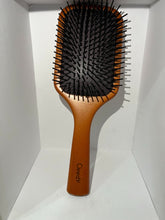 Load image into Gallery viewer, Qeedy Comb, gentle styling comb, hair comb
