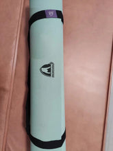 Load image into Gallery viewer, HUISHENG yoga mat, environmentally friendly and non slip portable yoga mat
