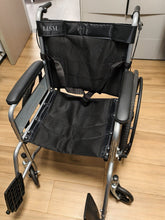 Load image into Gallery viewer, LISM-Wheel chairs，Lightweight folding wheelchair
