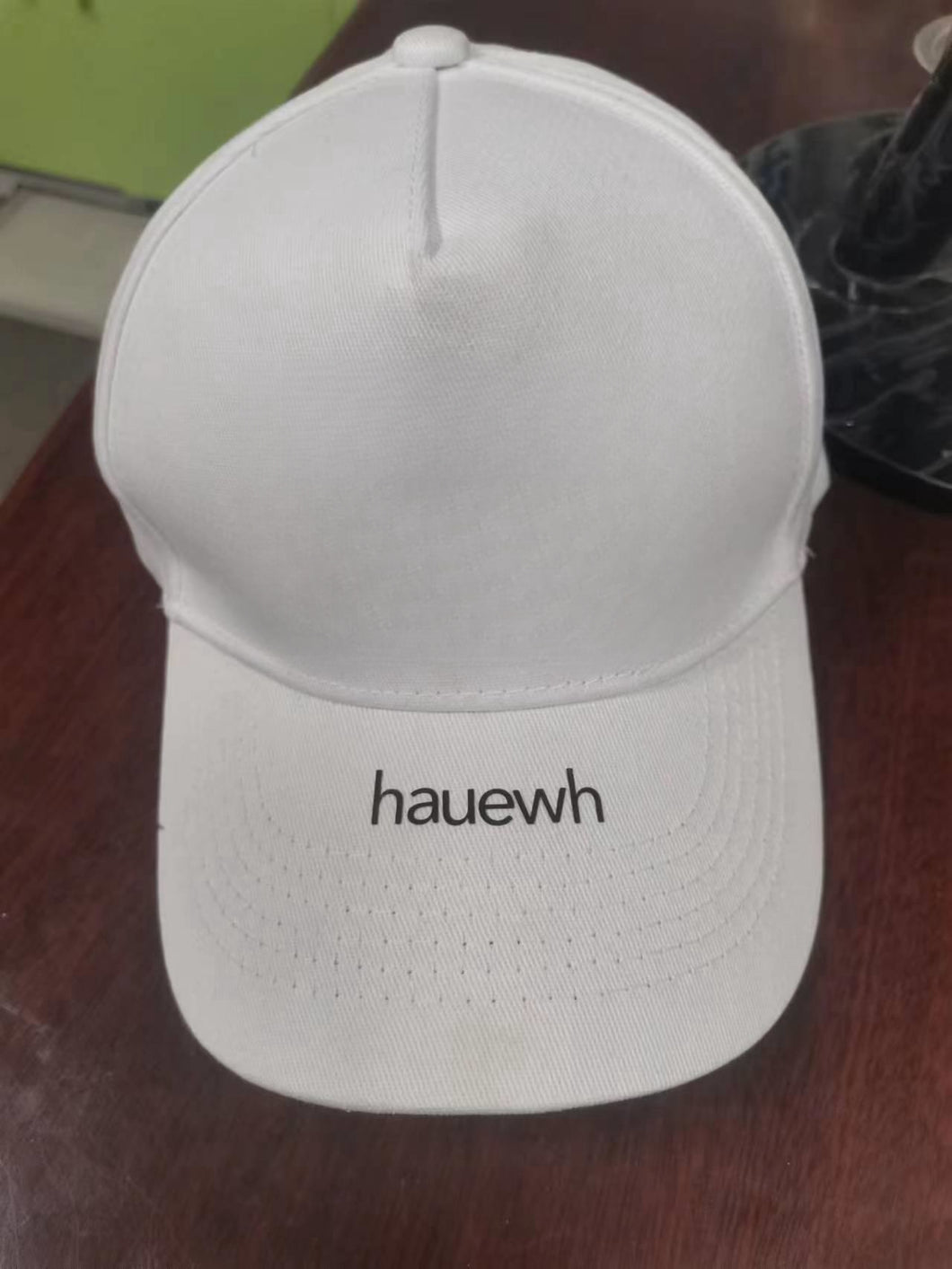 hauewh Hats, adjustable in size, suitable for exercise and outdoor activities