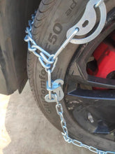 Load image into Gallery viewer, Car tire anti slip chains, quick and easy to install tire traction chains, portable, reusable, and adjustable
