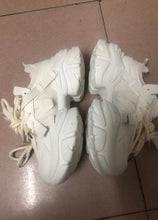 Load image into Gallery viewer, EOXHFNLC Women&#39;s shoes, women&#39;s breathable mesh tennis sports tie up, fashionable walking comfort, lightweight running white
