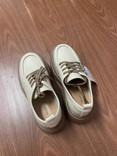 Load image into Gallery viewer, Micanlo Shoes, women&#39;s fashion high rise shoes, PU leather casual shoes
