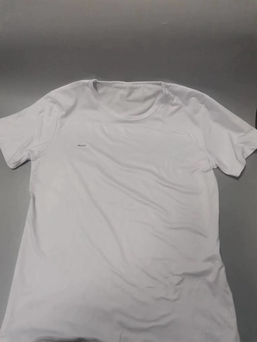 DEcloTH T-shirt, men's round neck T-shirt, short sleeved T-shirt, white