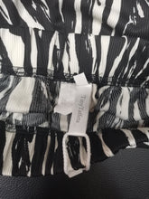 Load image into Gallery viewer, TinyTaffeta pants, women's high waisted yoga pants, wide leg pants
