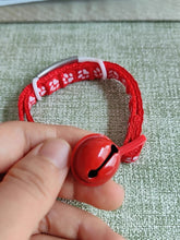 Load image into Gallery viewer, QICHENMAO Cat collar, bell, adjustable, fashionable
