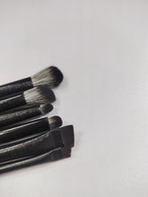 Load image into Gallery viewer, Buytta Make-up brushes,for Application Loose Pigment Highlighter or Blush
