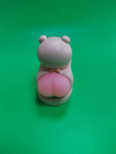 Load image into Gallery viewer, PETQTBB Statuettes of resin,home decoration, animal statues pig models
