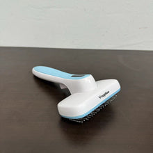 Load image into Gallery viewer, Vnephoo Pet brushs, pet hair remover, pet hair brush
