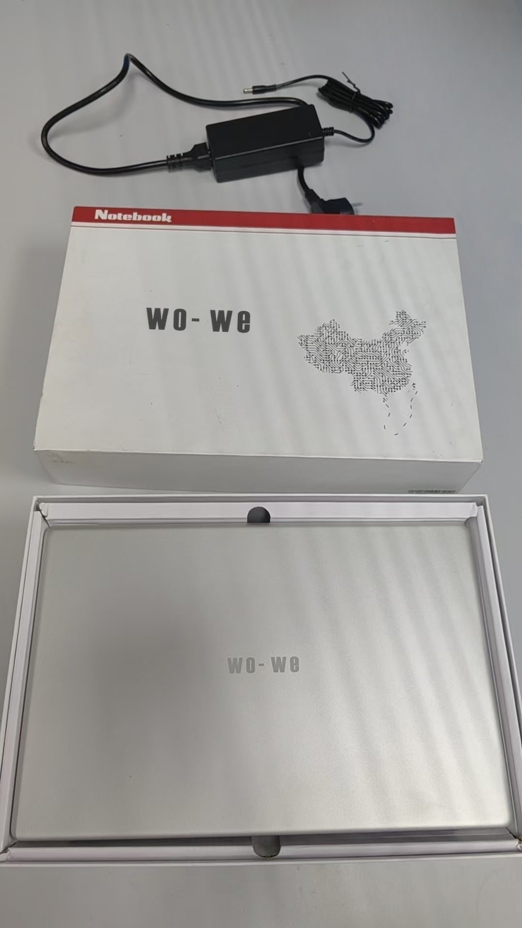 wo-we Notebook computers, high-definition monitor, suitable for business and students