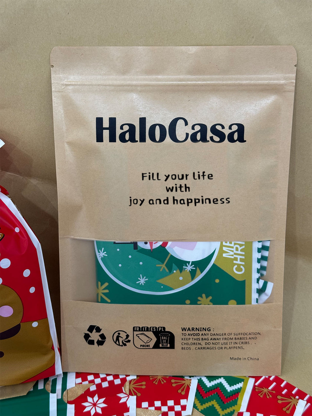 HaloCasa Festive Christmas Gift Bags Set - 50 Bags in 5 Assorted Designs (23 x 13 cm)