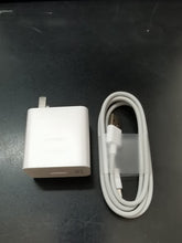 Load image into Gallery viewer, Lothartech Mobile phone charger, suitable for Type interface with plug
