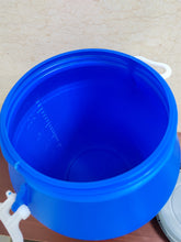 Load image into Gallery viewer, JCA Casks, not of metal,Plastic bucket with handle and lid, 25L food grade storage bucket container
