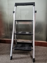 Load image into Gallery viewer, VAFEAFO Step ladders made of metal,bandwidth anti slip pedal, telescopic
