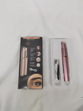 Load image into Gallery viewer, Mistfree Eyebrow trimmers,Safe and painless eyebrow repair trimmers
