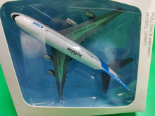 Load image into Gallery viewer, Joyfulive toy airplanes, a model airplane used for collectibles and gifts
