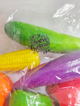 Load image into Gallery viewer, Festive Garlands Artificial vegetables，Realistic vegetable decoration set photo props
