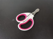 Load image into Gallery viewer, Epikanny Hand-operated nail clippers for pets，with safety lock
