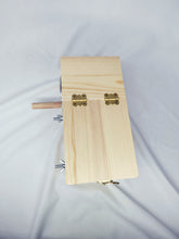 Load image into Gallery viewer, Trefruona Nesting boxes for household pets debris,Nest box, bird house, wooden breeding box
