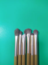 Load image into Gallery viewer, Clarisonic Mia2 6‑Pcs Cosmetic Makeup Brushes Set, Soft Synthetic Bristles Professional Face Eye Makeup Brush Kit
