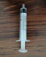 Load image into Gallery viewer, LundaMed 5ml Plastic Syringe with Measurement, No Needle Suitable for Refilling and Measuring Liquids, Feeding Pets
