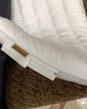 Load image into Gallery viewer, downluxe pillow, rectangular, pillow with adjustable head, neck and shoulder contours
