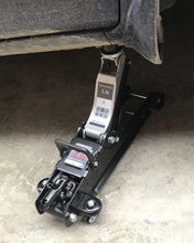 Load image into Gallery viewer, Sonamdws manual jack, trolley jack with wheels, special for cars, portable belt.

