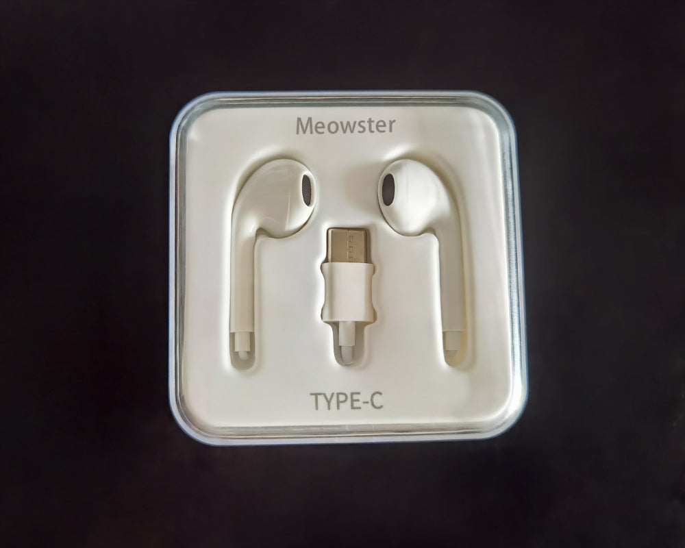 Meowster earphone, with Connector in Ear Headphones with Built in Microphone Hands Free Calling and Track Controls, White