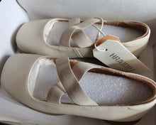 Load image into Gallery viewer, HRAJOPJ Shoes,Leather Penny Casual Flat Shoes for Women Ladies Girls
