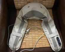 Load image into Gallery viewer, DONSINU Neck Massager Gift for Family/Friend, Back Neck Massager with Heat
