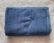 Load image into Gallery viewer, Zaaqii Bath Towels , Cotton Made , Highly Absorbent  Bath Towels Set - Blue
